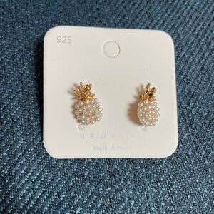 Pineapple Stud Earrings Faux Pearl NEW